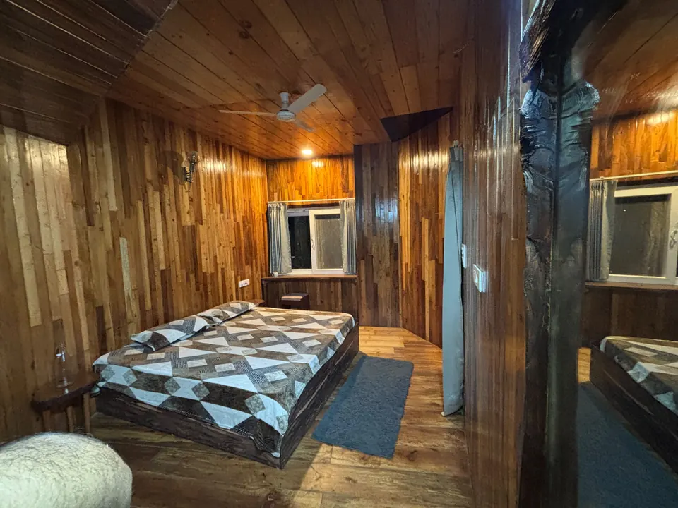 Cabin bedroom